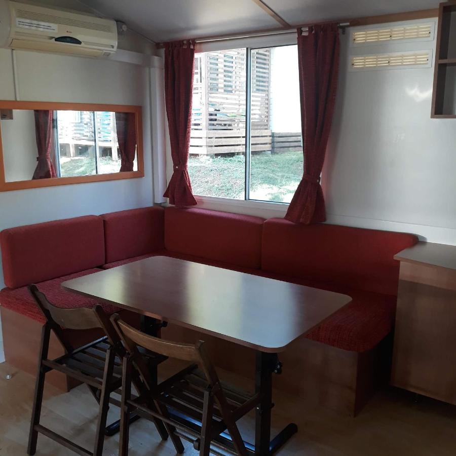 Mobile Homes Comfort Capri Bijela Uvala Mugeba Dış mekan fotoğraf