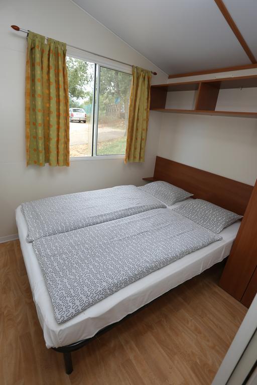 Mobile Homes Comfort Capri Bijela Uvala Mugeba Dış mekan fotoğraf